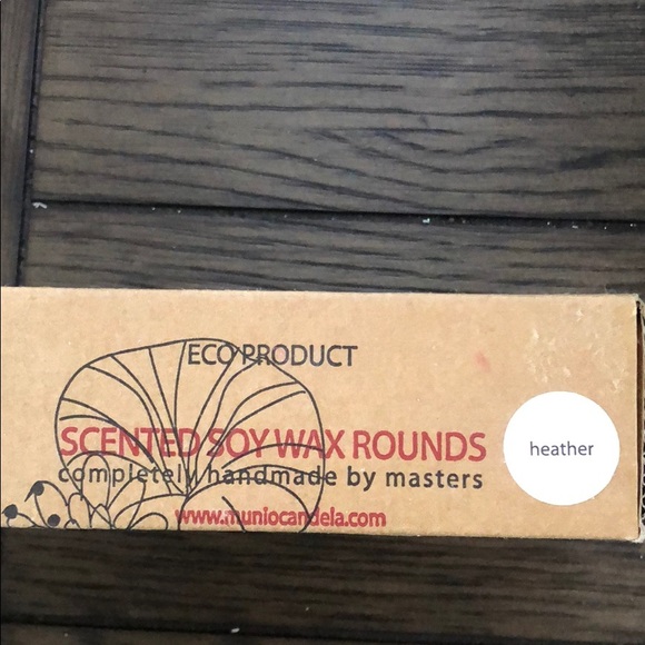 Munio Candela soy wax rounds handmade in Latvia - Picture 6 of 7